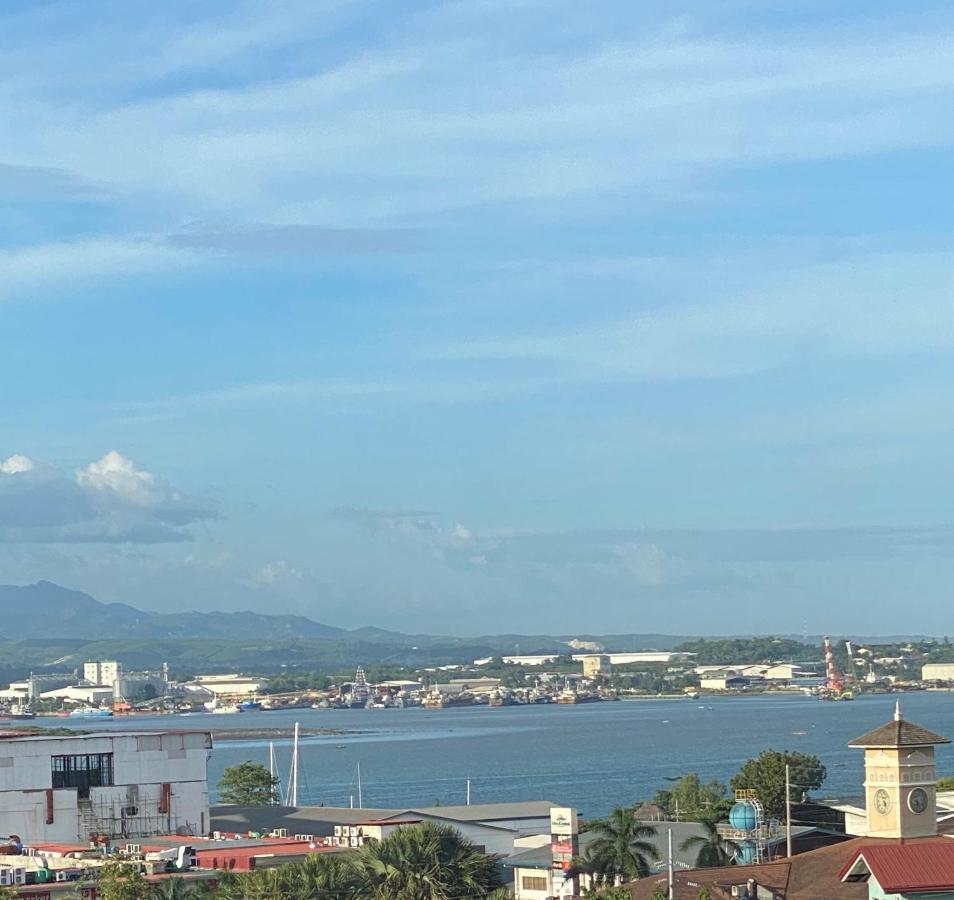 Seaview Amani Grand Resort Residences 3-5Mins From Airport Lapu-Lapu City Exterior foto